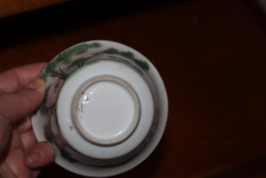 A set of Chinese Republic period porcelain tea and rice bowls and saucers